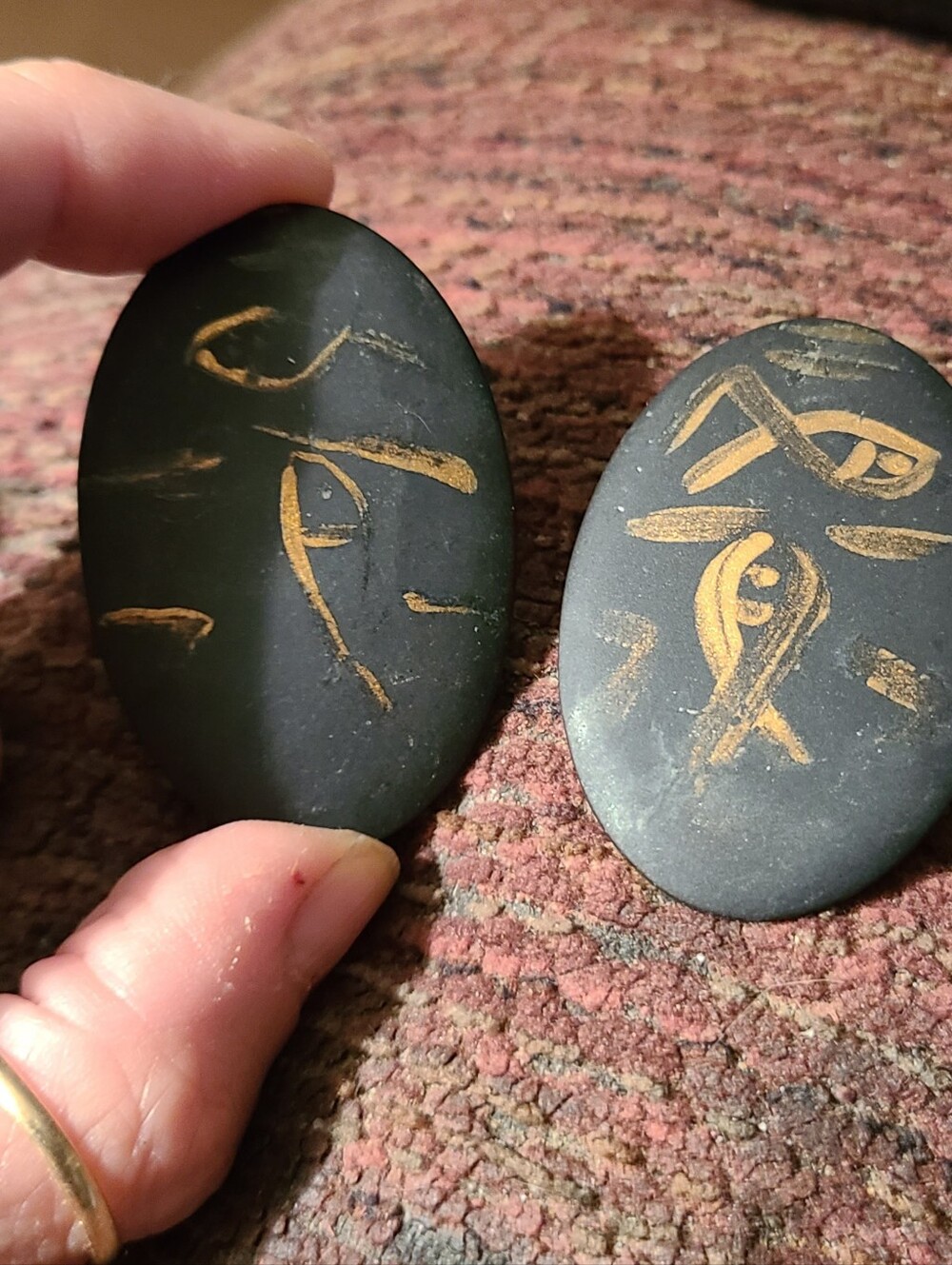 VINTAGE Black & Gold Oval Symbol Lightweight Post Earrings. Backs Included.
